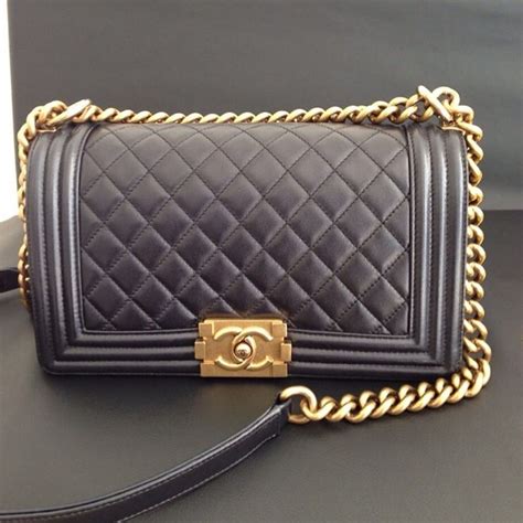 chanel medium boy bag with gold hardware